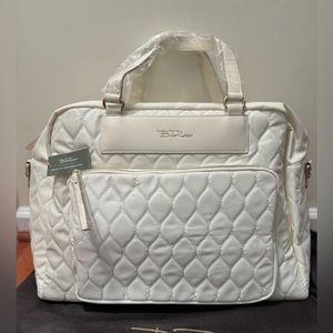 Bella Russo. Quilted 17.7” Weekender Duffle Bag. Cream color.